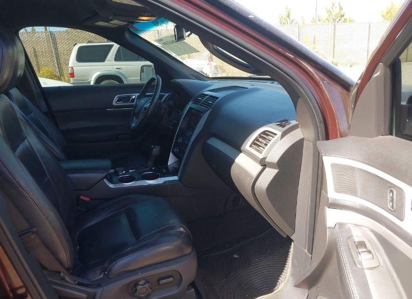 Photo 5 of 2012 Ford Explorer XLT (VIN 1FMHK8D85CGA28279)