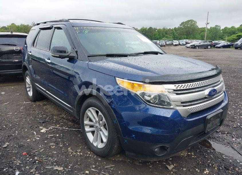 2012 Ford Explorer XLT (VIN 1FMHK8D85CGA74954) main photo