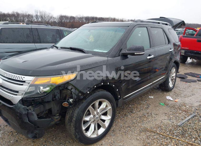 Photo 2 of 2012 Ford Explorer XLT (VIN 1FMHK8D85CGA89762)