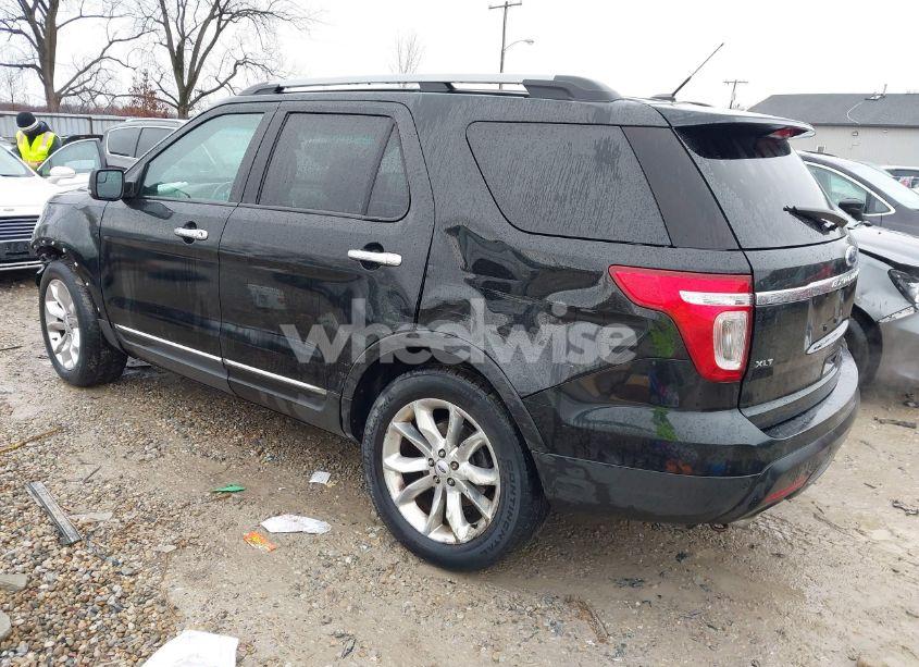 Photo 3 of 2012 Ford Explorer XLT (VIN 1FMHK8D85CGA89762)