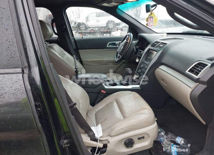 Photo 5 of 2012 Ford Explorer XLT (VIN 1FMHK8D85CGA89762)