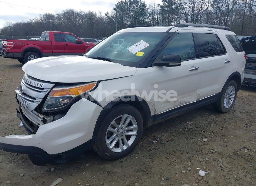 Photo 2 of 2012 Ford Explorer XLT (VIN 1FMHK8D85CGA90507)