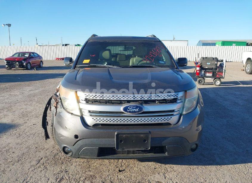 Photo 12 of 2011 Ford Explorer XLT (VIN 1FMHK8D86BGA01414)