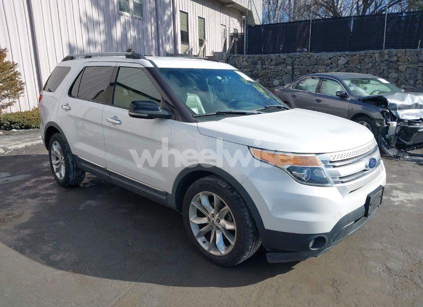 2011 Ford Explorer XLT (VIN 1FMHK8D86BGA78106) main photo