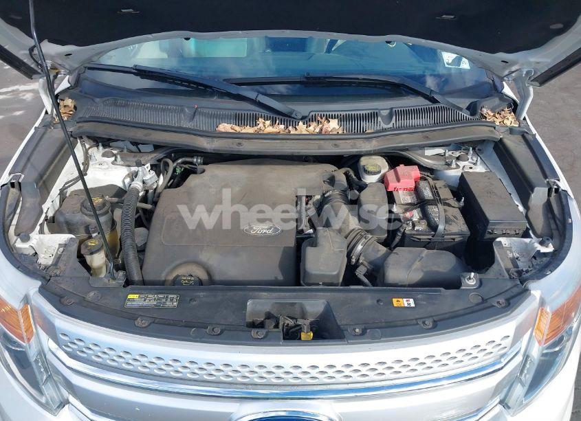 Photo 10 of 2011 Ford Explorer XLT (VIN 1FMHK8D86BGA78106)