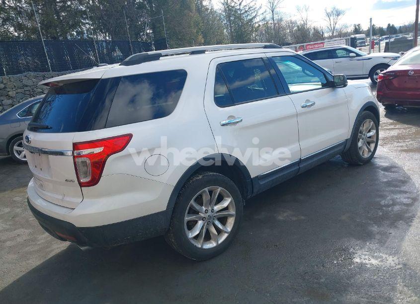 Photo 4 of 2011 Ford Explorer XLT (VIN 1FMHK8D86BGA78106)