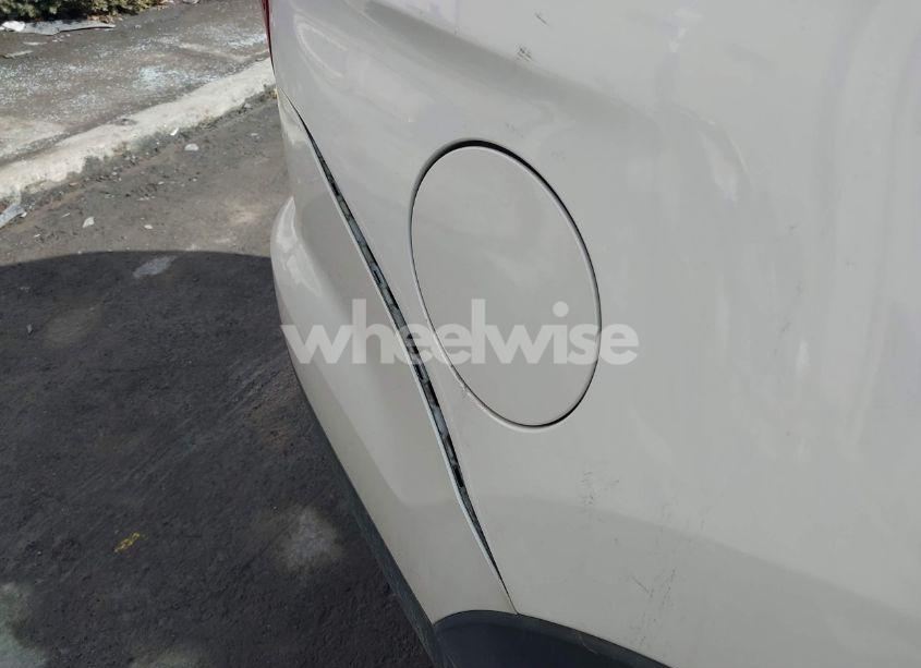 Photo 6 of 2011 Ford Explorer XLT (VIN 1FMHK8D86BGA78106)