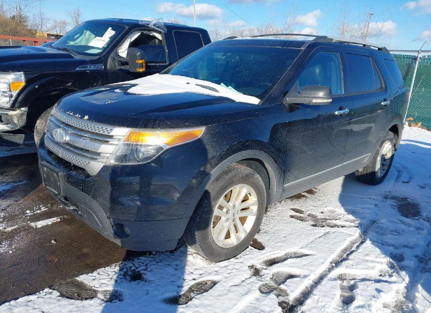 Photo 2 of 2012 Ford Explorer XLT (VIN 1FMHK8D86CGA16237)
