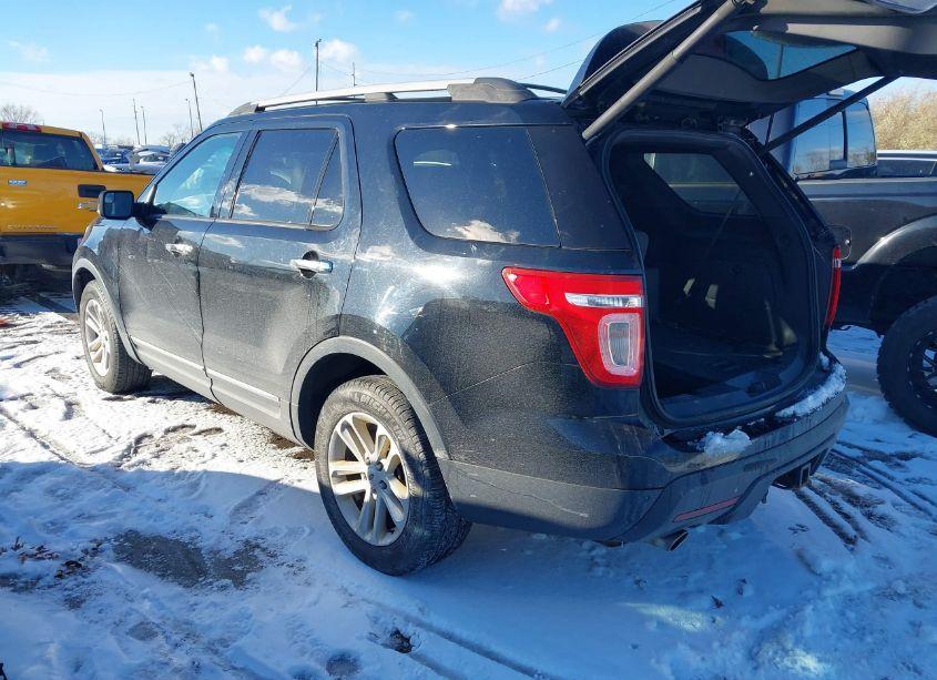 Photo 3 of 2012 Ford Explorer XLT (VIN 1FMHK8D86CGA16237)