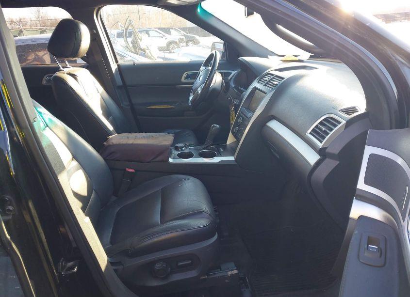 Photo 5 of 2012 Ford Explorer XLT (VIN 1FMHK8D86CGA16237)