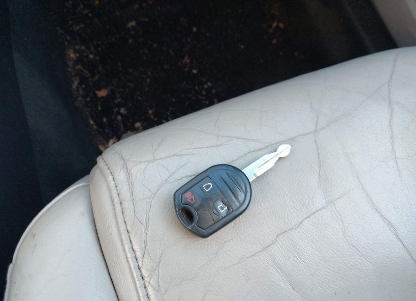 Photo 11 of 2011 Ford Explorer XLT (VIN 1FMHK8D87BGA74601)