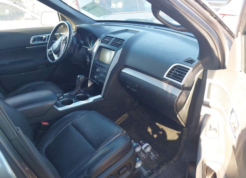 Photo 5 of 2012 Ford Explorer XLT (VIN 1FMHK8D87CGA33533)