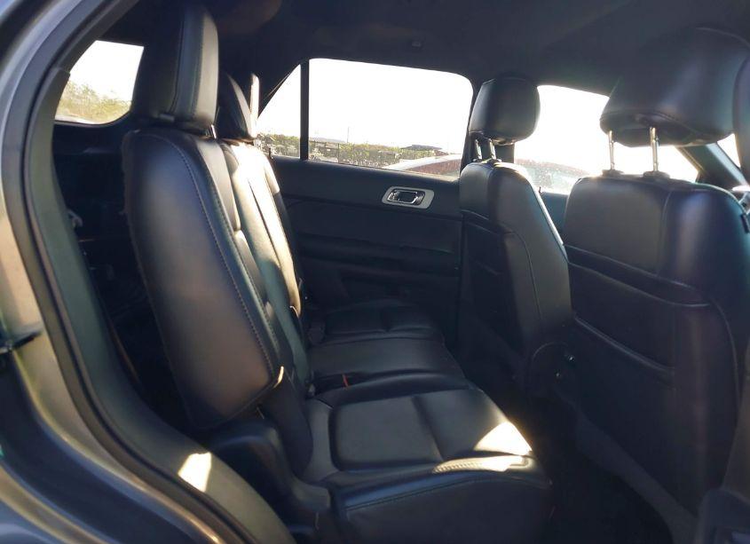 Photo 8 of 2012 Ford Explorer XLT (VIN 1FMHK8D87CGA33533)