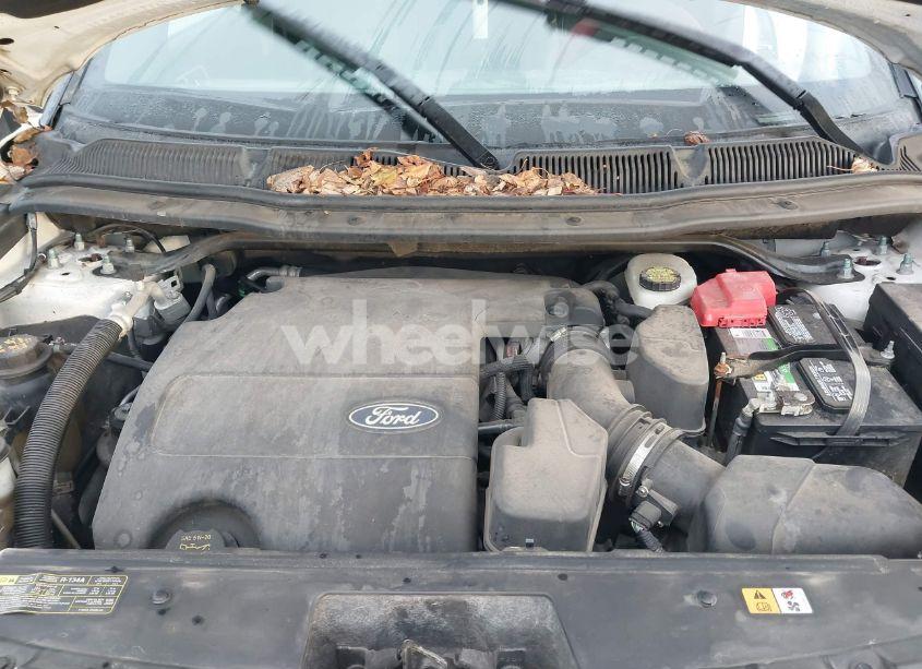 Photo 10 of 2011 Ford Explorer XLT (VIN 1FMHK8D88BGA74610)