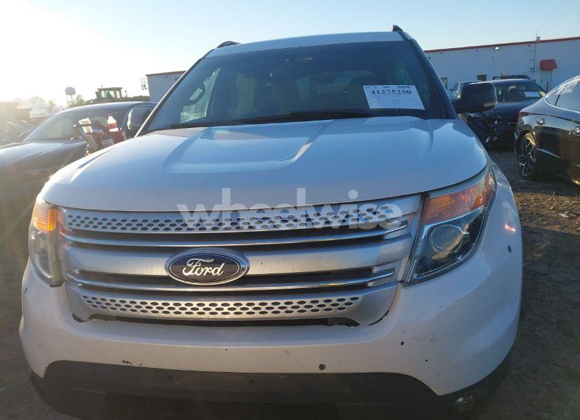 Photo 13 of 2011 Ford Explorer XLT (VIN 1FMHK8D88BGA75580)