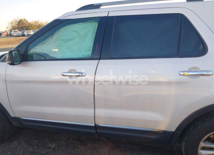 Photo 15 of 2011 Ford Explorer XLT (VIN 1FMHK8D88BGA75580)