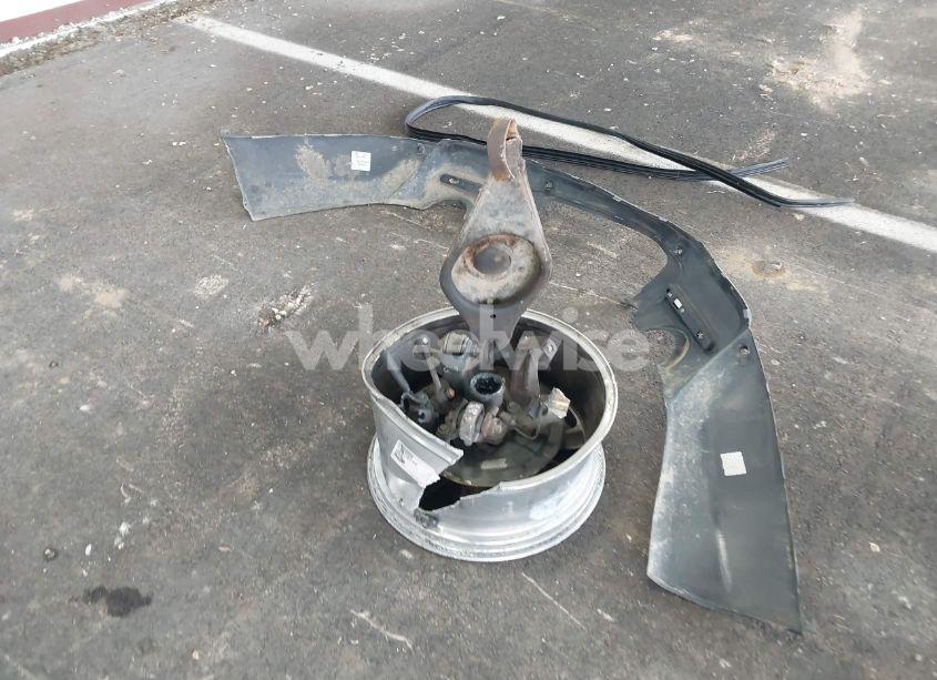 Photo 12 of 2012 Ford Explorer XLT (VIN 1FMHK8D88CGA43990)