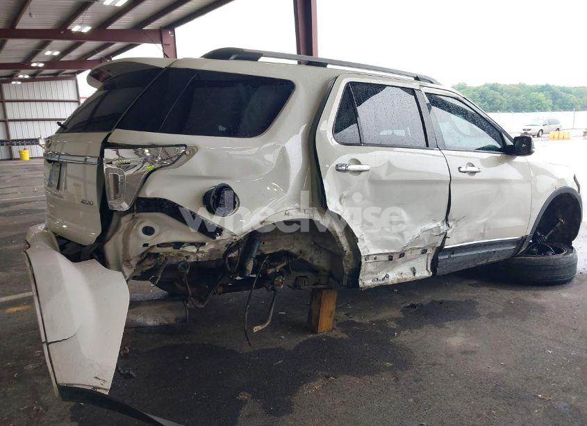 Photo 6 of 2012 Ford Explorer XLT (VIN 1FMHK8D88CGA43990)