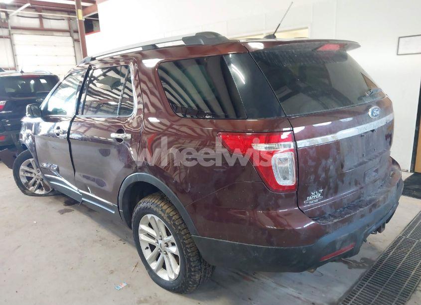 Photo 3 of 2012 Ford Explorer XLT (VIN 1FMHK8D88CGA54066)