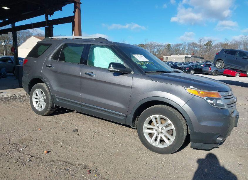 2012 Ford Explorer XLT (VIN 1FMHK8D88CGA97807) main photo
