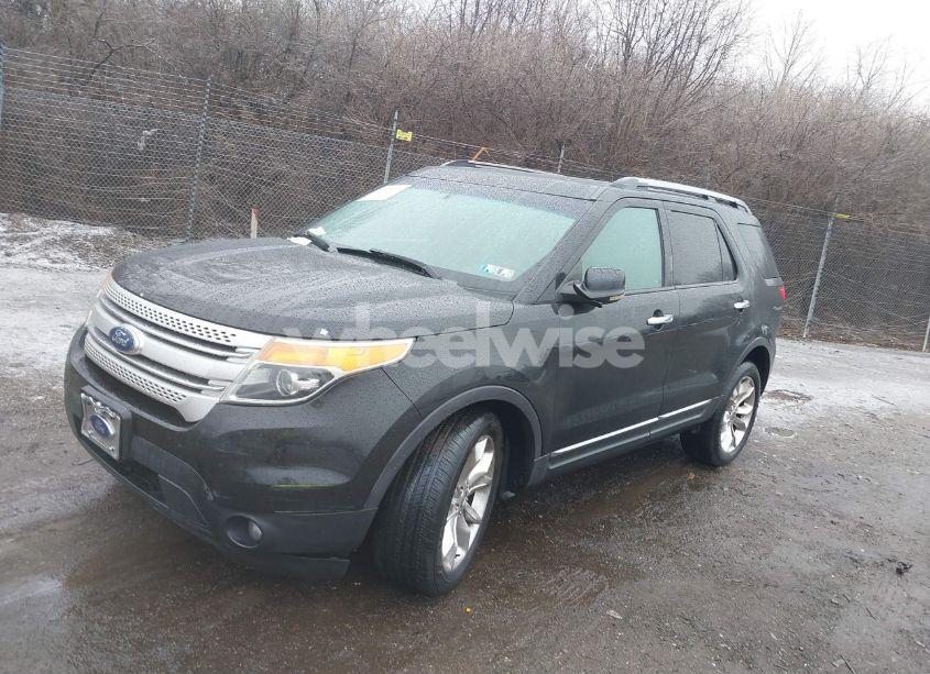 Photo 2 of 2011 Ford Explorer XLT (VIN 1FMHK8D89BGA08678)