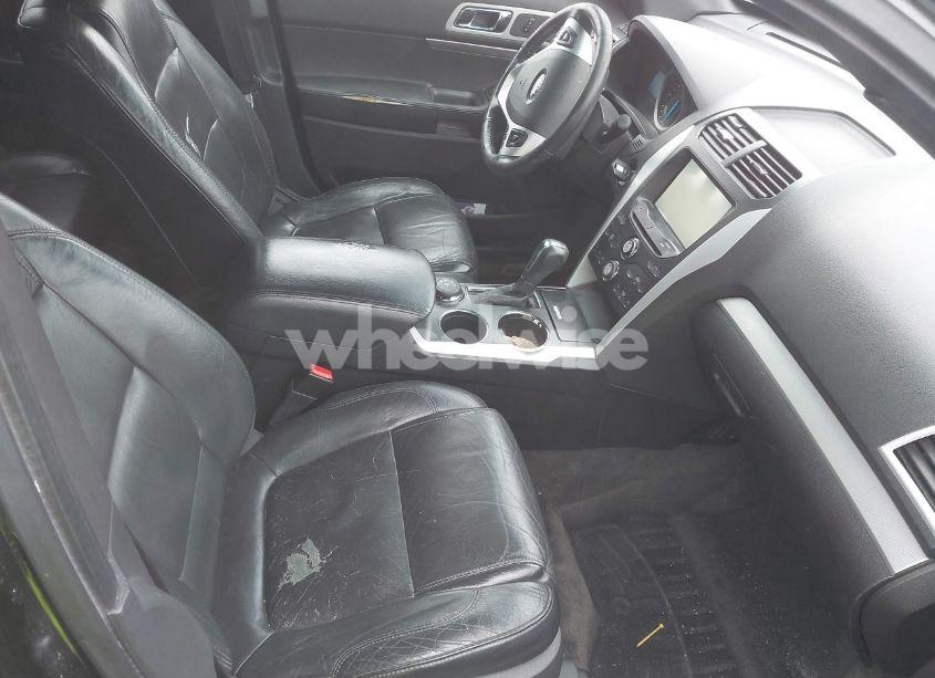 Photo 5 of 2011 Ford Explorer XLT (VIN 1FMHK8D89BGA08678)