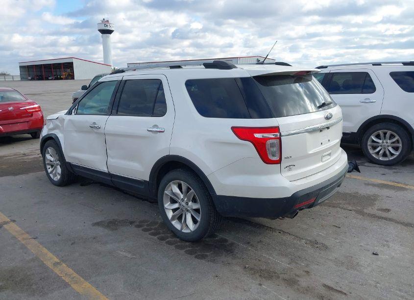 Photo 3 of 2012 Ford Explorer XLT (VIN 1FMHK8D89CGA31072)