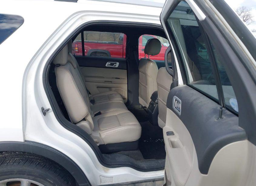 Photo 8 of 2012 Ford Explorer XLT (VIN 1FMHK8D89CGA31072)