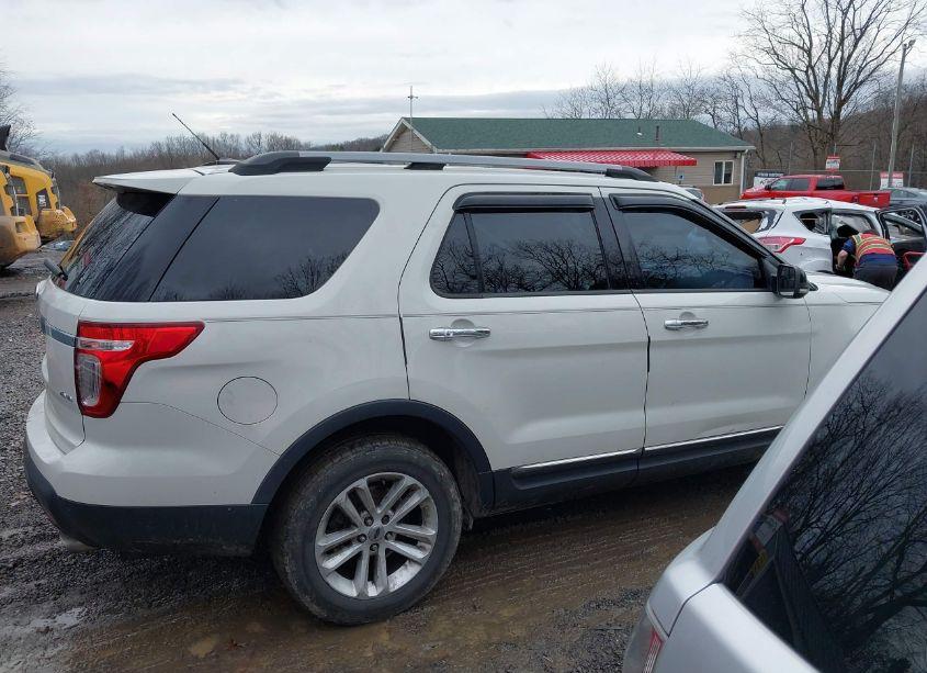 Photo 14 of 2011 Ford Explorer XLT (VIN 1FMHK8D8XBGA66475)