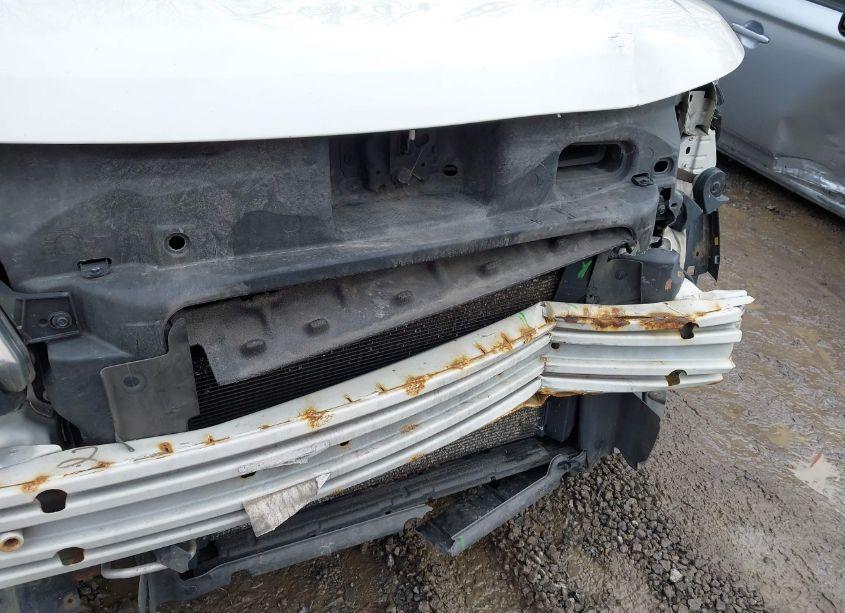 Photo 18 of 2011 Ford Explorer XLT (VIN 1FMHK8D8XBGA66475)