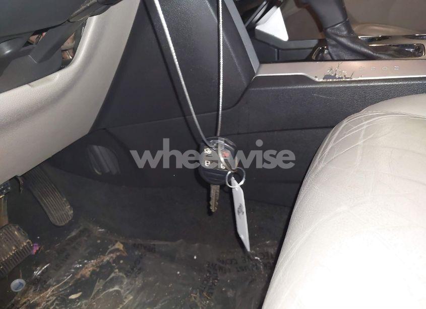 Photo 11 of 2011 Ford Explorer XLT (VIN 1FMHK8D8XBGA75774)