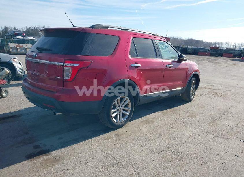 Photo 4 of 2012 Ford Explorer XLT (VIN 1FMHK8D8XCGA10831)