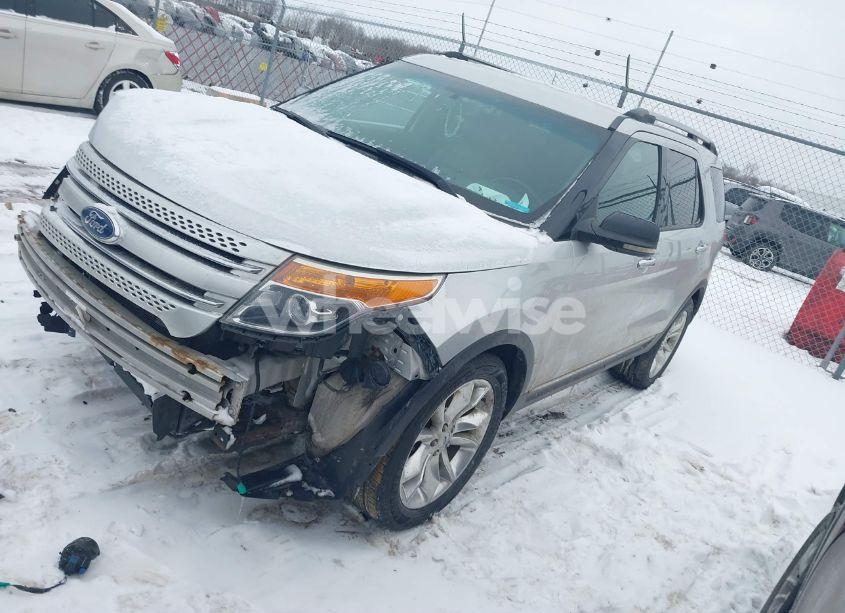Photo 2 of 2012 Ford Explorer XLT (VIN 1FMHK8D8XCGA20257)