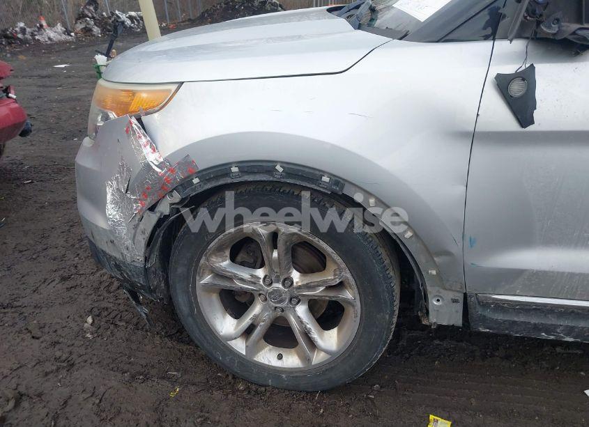 Photo 13 of 2012 Ford Explorer XLT (VIN 1FMHK8D8XCGA21277)