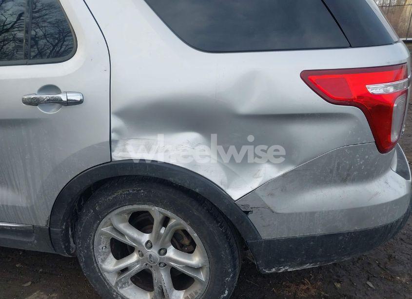 Photo 6 of 2012 Ford Explorer XLT (VIN 1FMHK8D8XCGA21277)