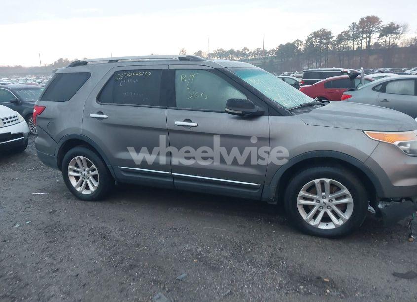 Photo 12 of 2012 Ford Explorer XLT (VIN 1FMHK8D8XCGA66056)