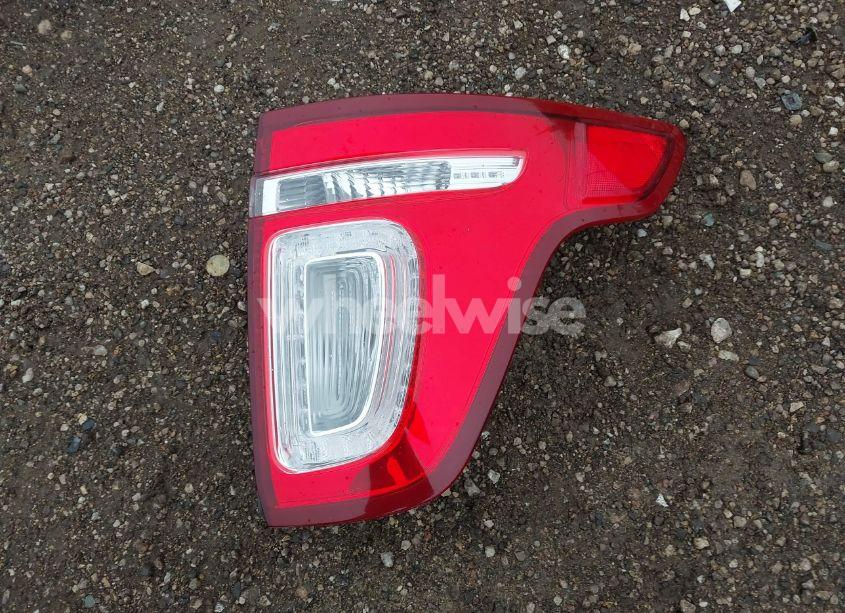 Photo 12 of 2012 Ford Explorer XLT (VIN 1FMHK8D8XCGA91894)