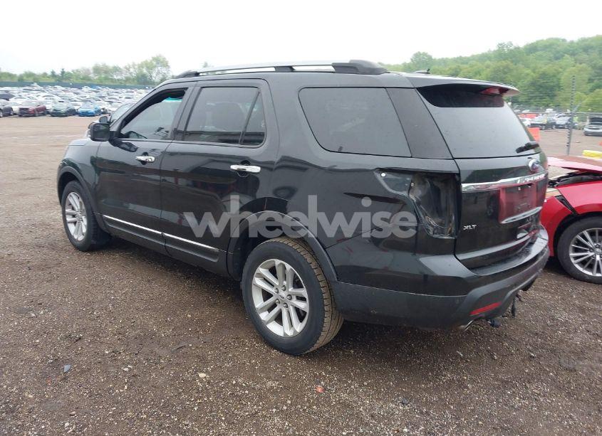 Photo 3 of 2012 Ford Explorer XLT (VIN 1FMHK8D8XCGA91894)