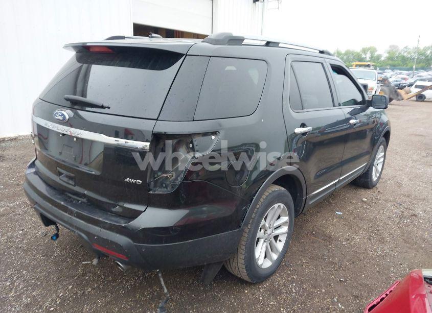 Photo 4 of 2012 Ford Explorer XLT (VIN 1FMHK8D8XCGA91894)