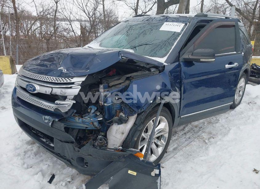 Photo 2 of 2012 Ford Explorer XLT (VIN 1FMHK8D8XCGA92849)