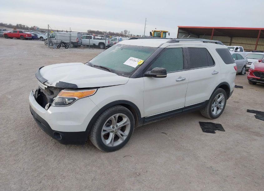 Photo 2 of 2012 Ford Explorer XLT (VIN 1FMHK8D8XCGB02800)