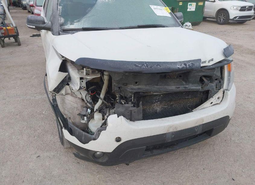 Photo 6 of 2012 Ford Explorer XLT (VIN 1FMHK8D8XCGB02800)