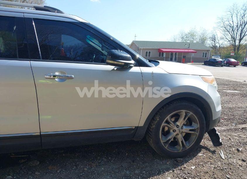 Photo 21 of 2011 Ford Explorer LIMITED (VIN 1FMHK8F80BGA85775)