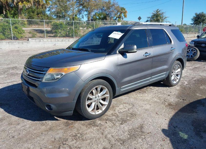 Photo 2 of 2011 Ford Explorer LIMITED (VIN 1FMHK8F81BGA55605)