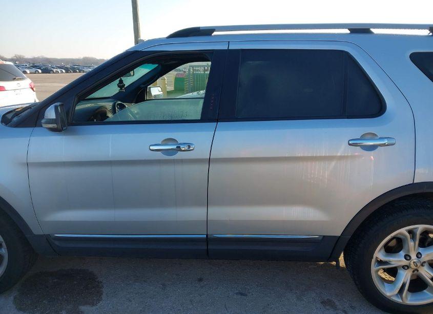 Photo 14 of 2011 Ford Explorer LIMITED (VIN 1FMHK8F82BGA27926)