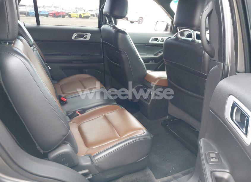 Photo 8 of 2011 Ford Explorer LIMITED (VIN 1FMHK8F82BGA93117)