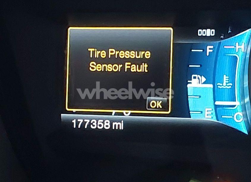 Photo 15 of 2011 Ford Explorer LIMITED (VIN 1FMHK8F85BGA45417)