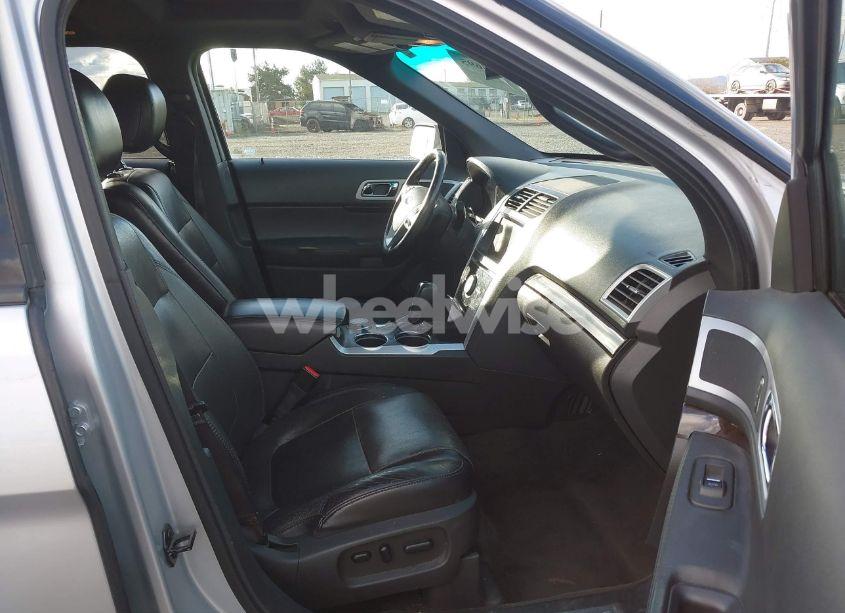 Photo 5 of 2011 Ford Explorer LIMITED (VIN 1FMHK8F87BGA32734)