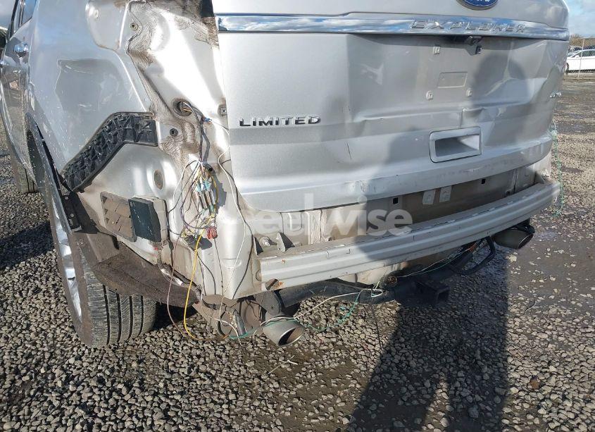 Photo 6 of 2011 Ford Explorer LIMITED (VIN 1FMHK8F87BGA32734)