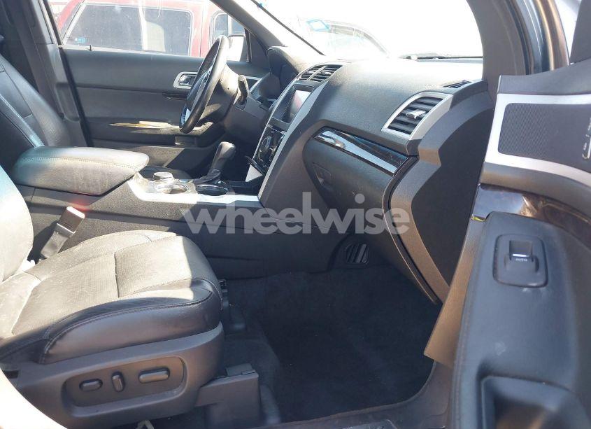 Photo 5 of 2011 Ford Explorer LIMITED (VIN 1FMHK8F87BGA56340)